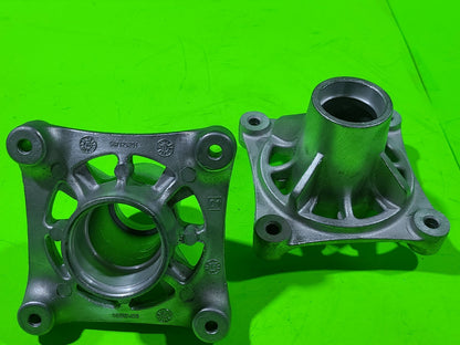 2PK Spindle Housing for AYP Husqvarna Craftsman Poulan 174358 5321743585