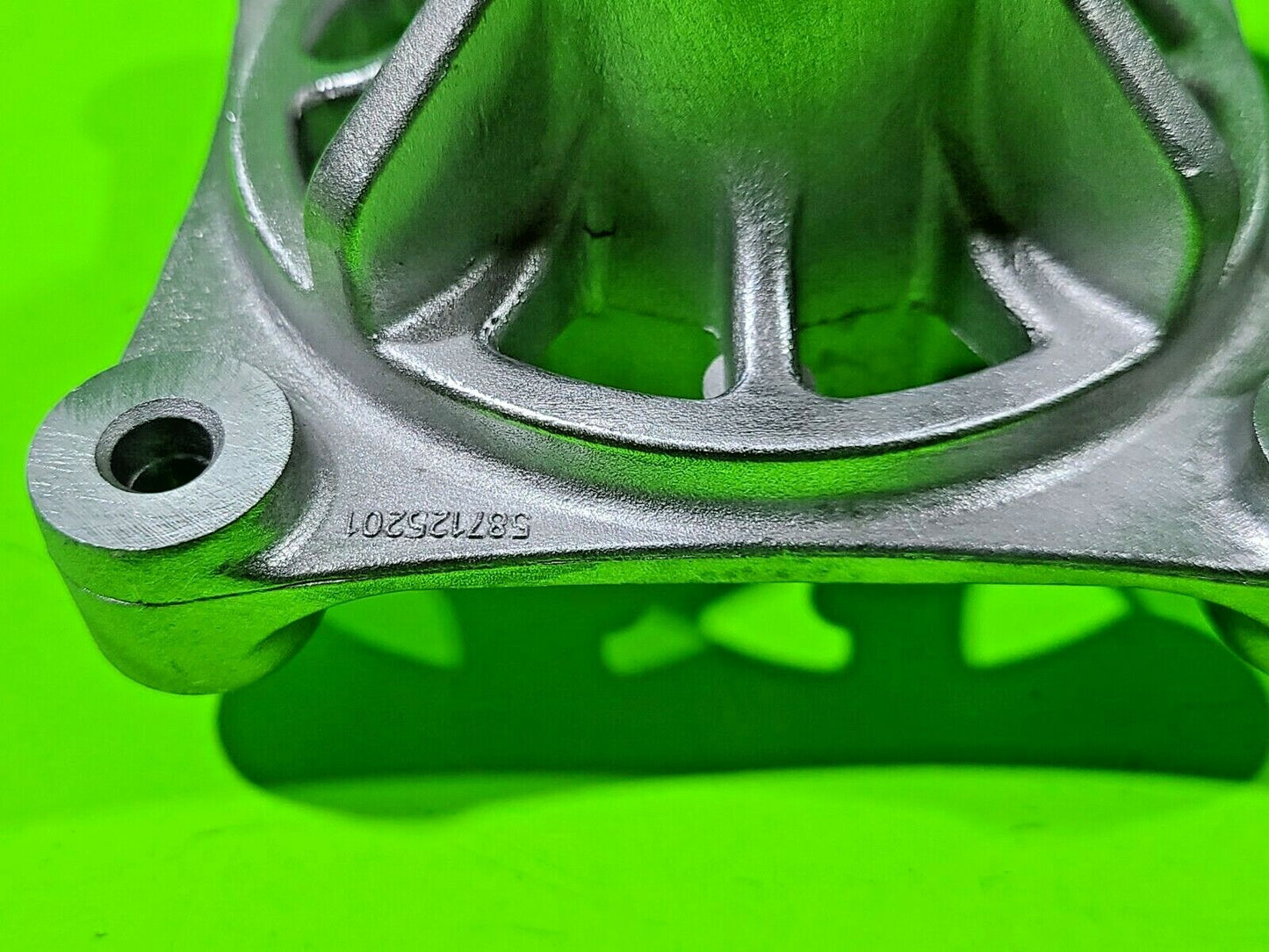 2PK Spindle Housing for AYP Husqvarna Craftsman Poulan 174358 5321743581