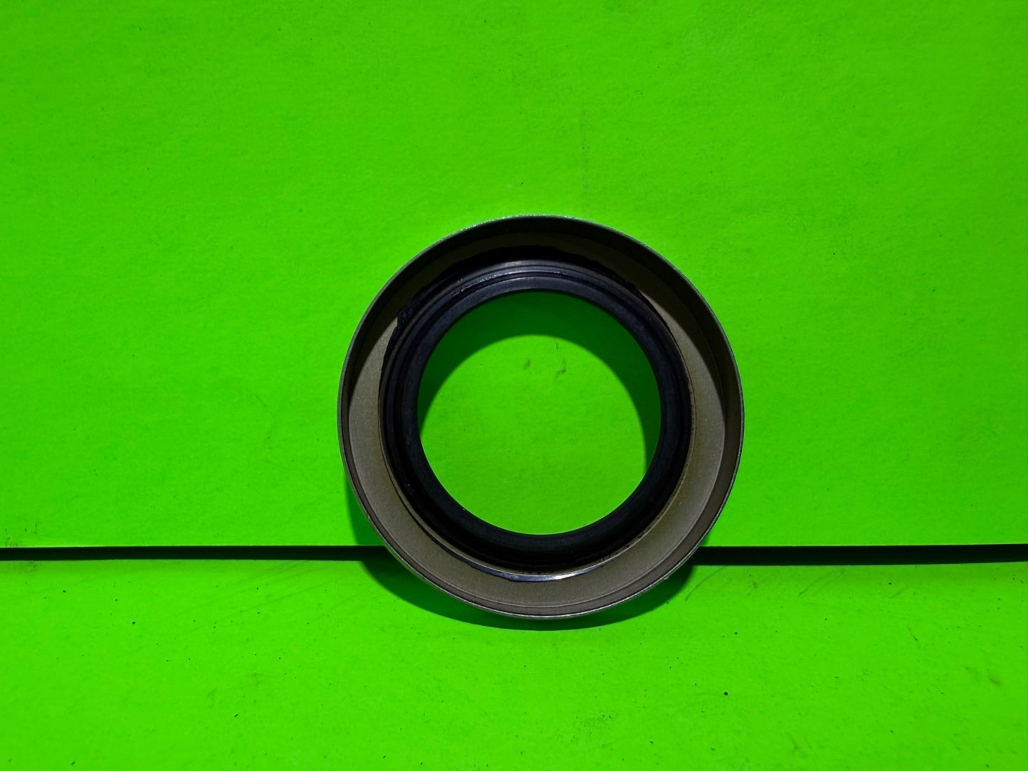 New Genuine OEM Husqvarna 539102851 Seal2
