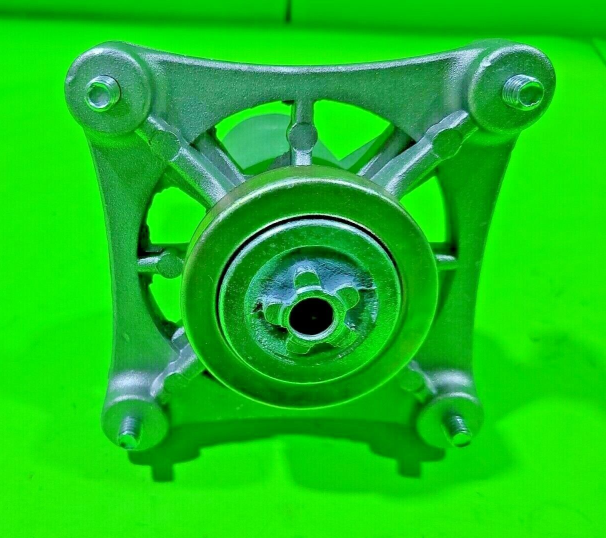SPINDLE ASSEMBLY 187292 W/ PULLEY 153535 - 42" 48" DECK FITS HUSQVARNA 5322