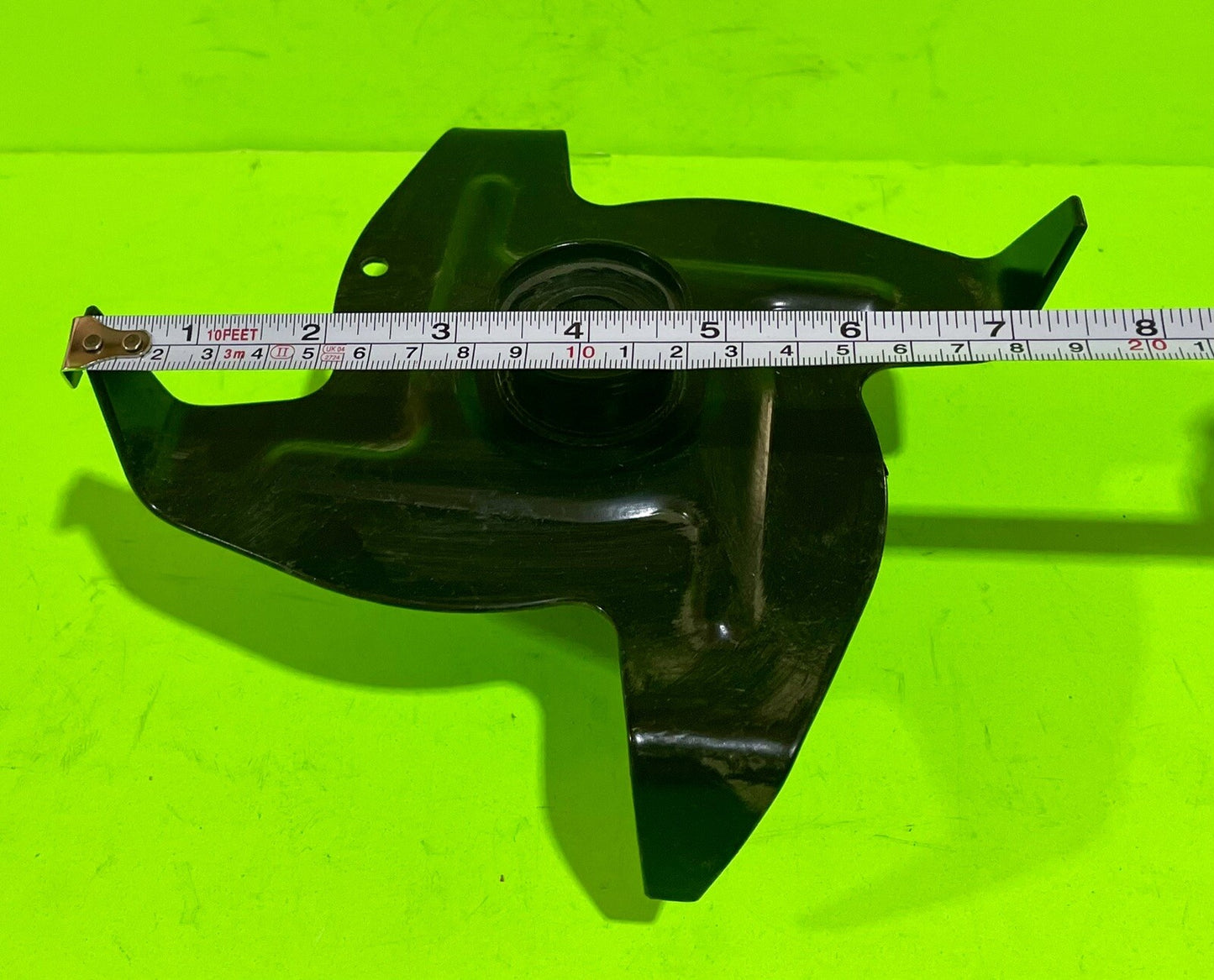 Briggs & Stratton 1901098MA LH Inner Tine Shaft - Husqvarna 5849714024