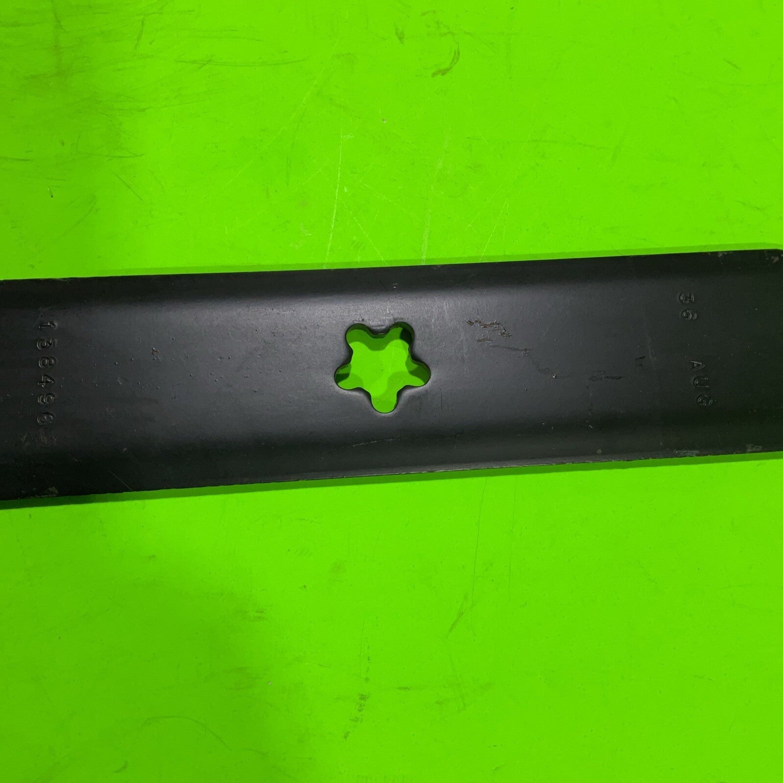 Lawn Tractor 36-in Deck Premium High-Lift Blade 138496 5 Point Star Center Hole2
