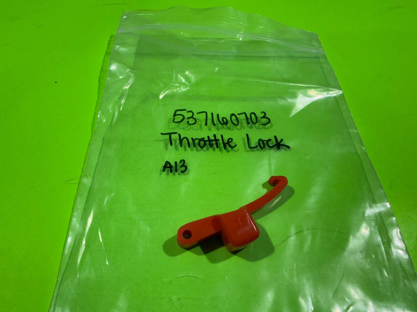 NEW Genuine OEM Husqvarna 537160703 Throttle Lock 122 124 125 128 129 143 ++1