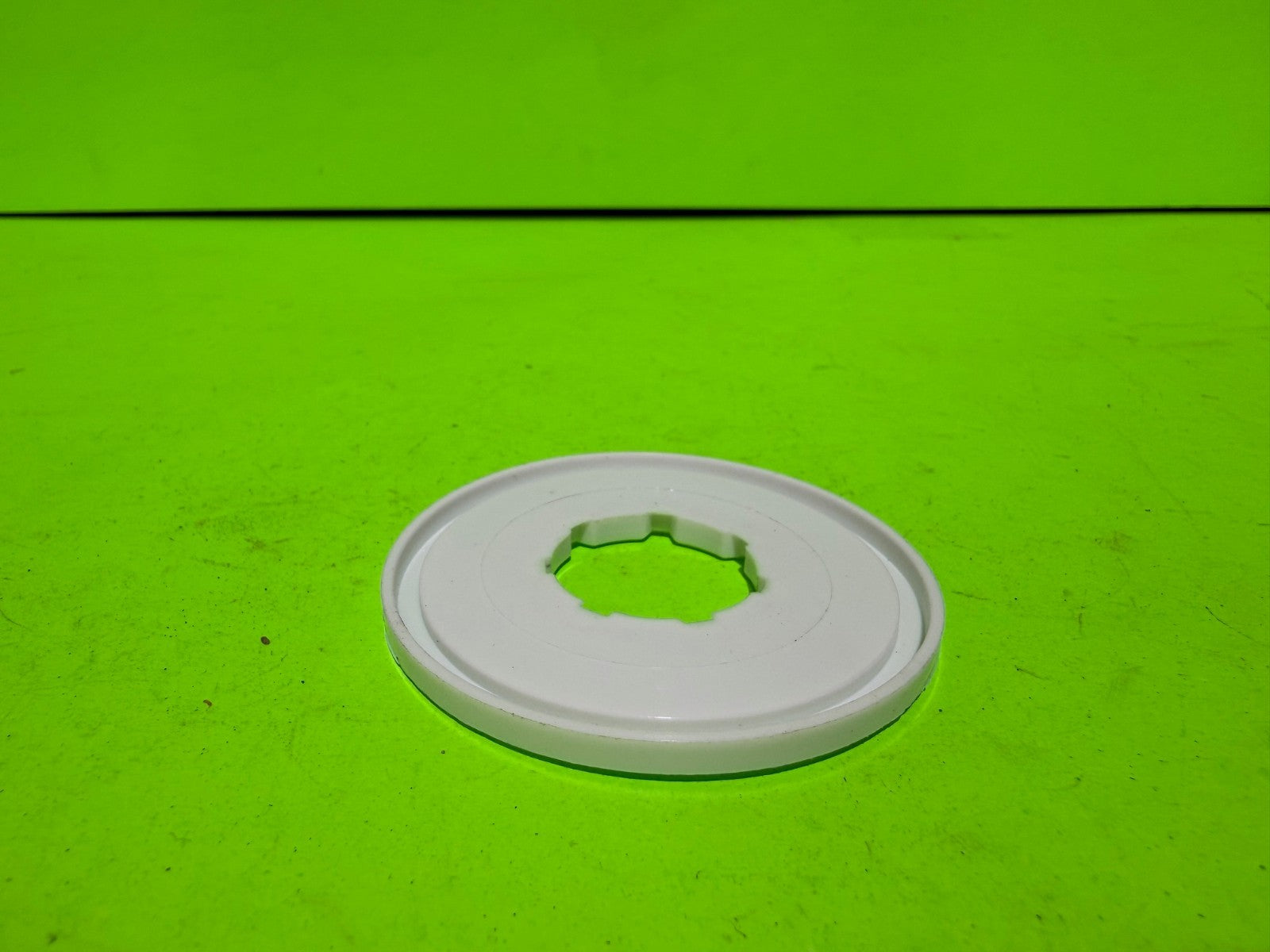 New Genuine OEM Husqvarna 501831701 Dust Protection Jonsered3
