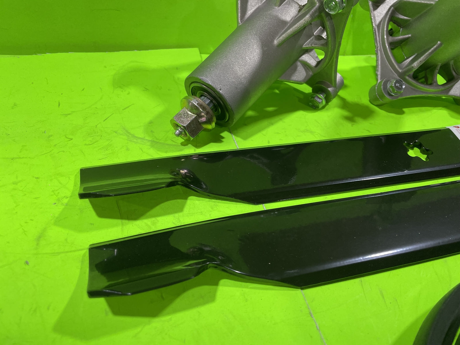Blade Spindle Belt Kit Combo for Husqvarna LTH1842 LTH2142 TS242 TS243 YTH184T2