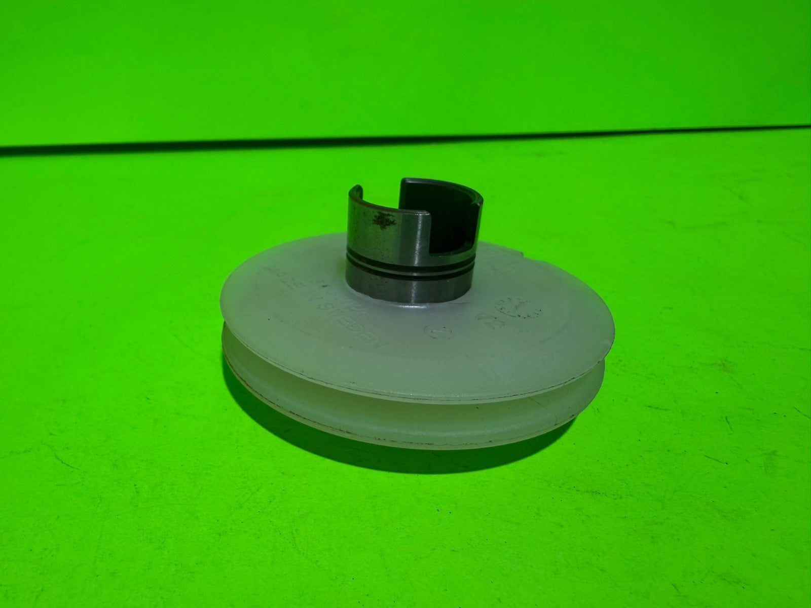 New Genuine OEM Husqvarna 503102401 Starter Pulley 181 281 288 Chainsaws3