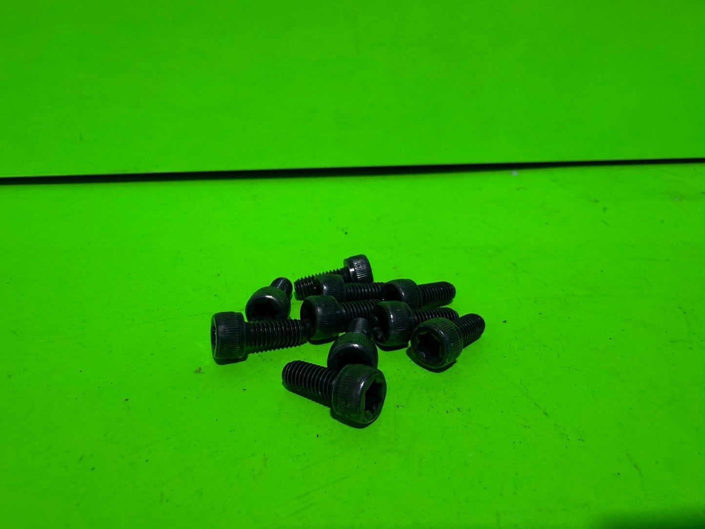 New 10pk Genuine OEM Husqvarna 521861101 Torx Bolt RedMax2