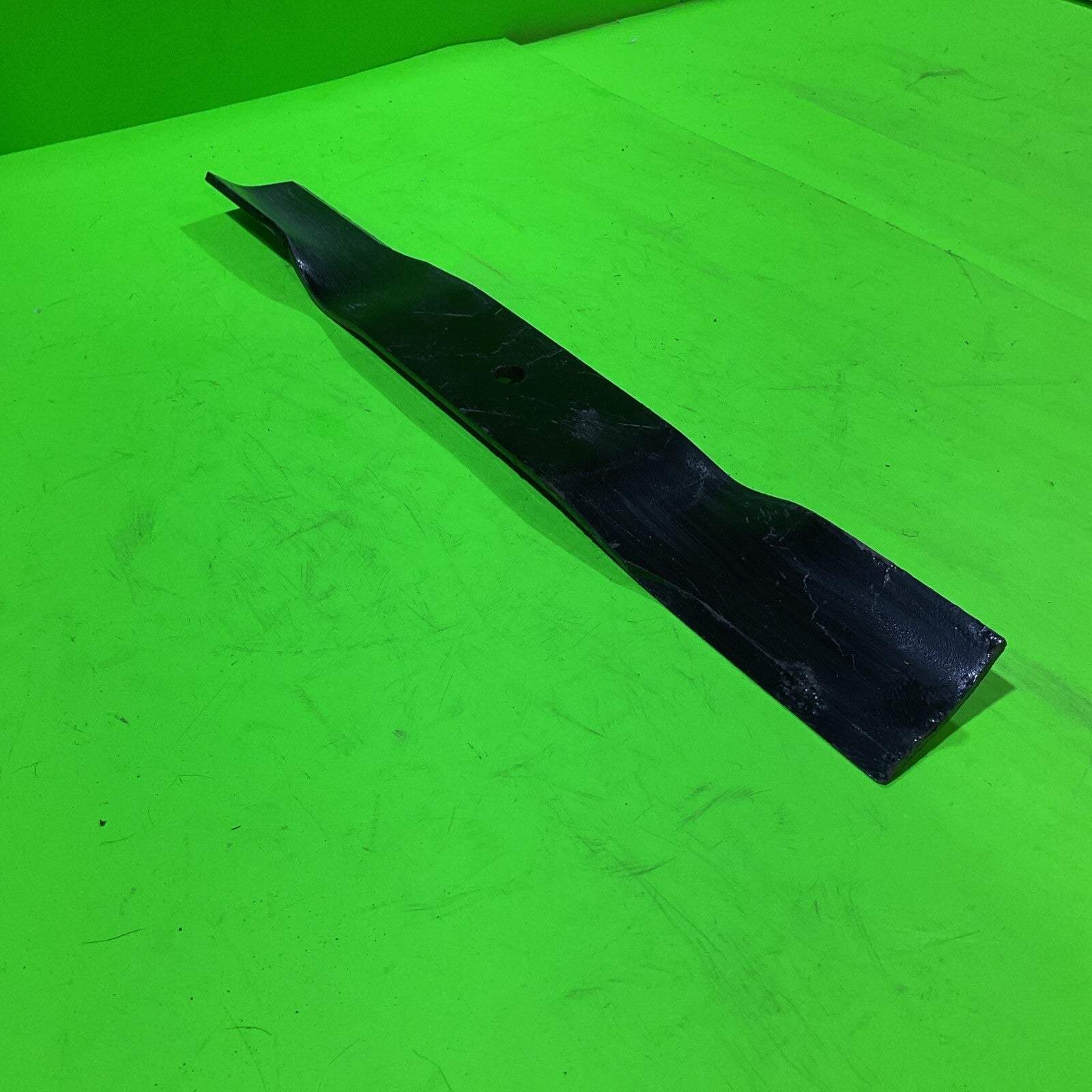 Single Genuine OEM Husqvarna 539128189 Dixon 61695 Mower Blade 52" Cut 18-3/8"3