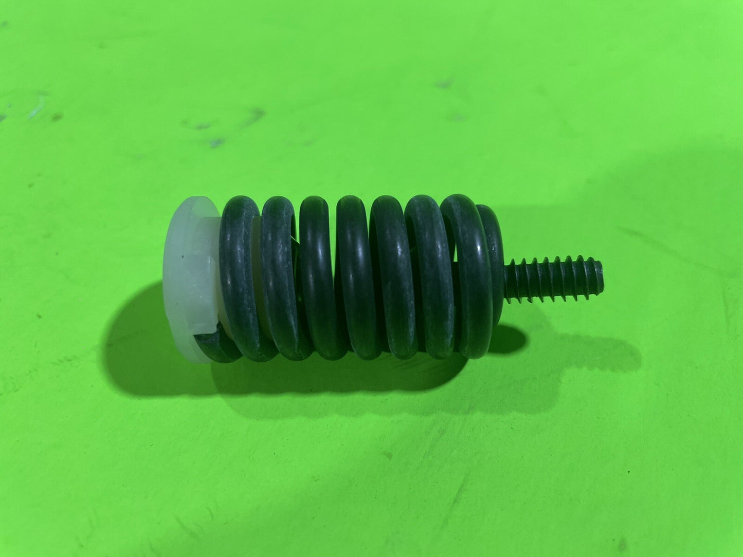 Genuine OEM Husqvarna 537210304 Vibration Absorber 570 575 Chaisaws5