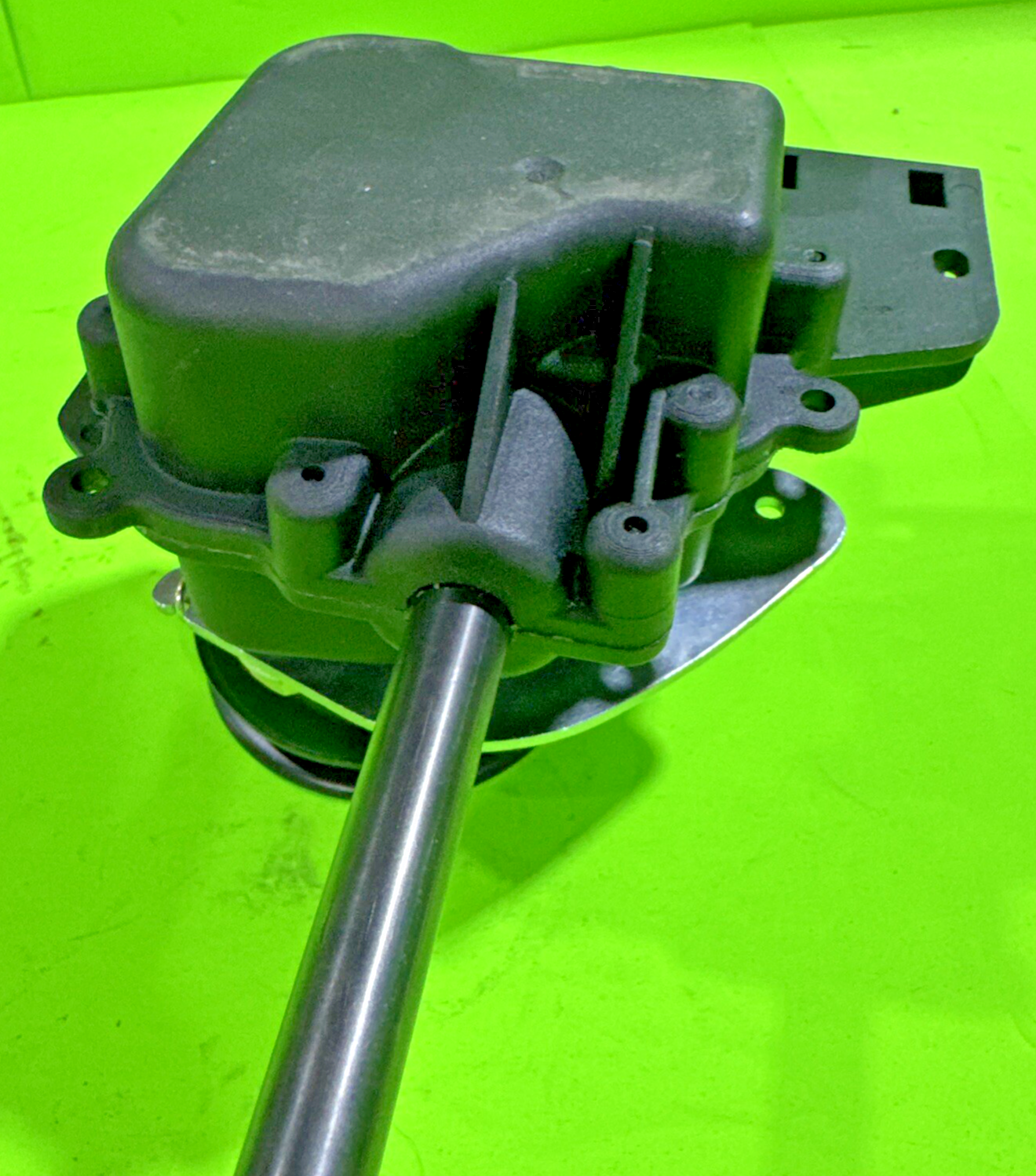 NEW 918-04296B Snow Blower Transmission for Yard Machines 31A-3AAD700 2005 Model13