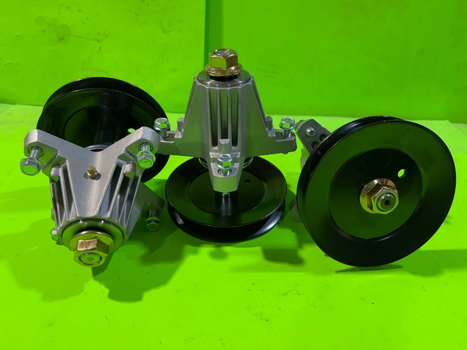 NEW Troy-Bilt Deck Spindle Set For Super Bronco 54 918-06978 54" Deck2