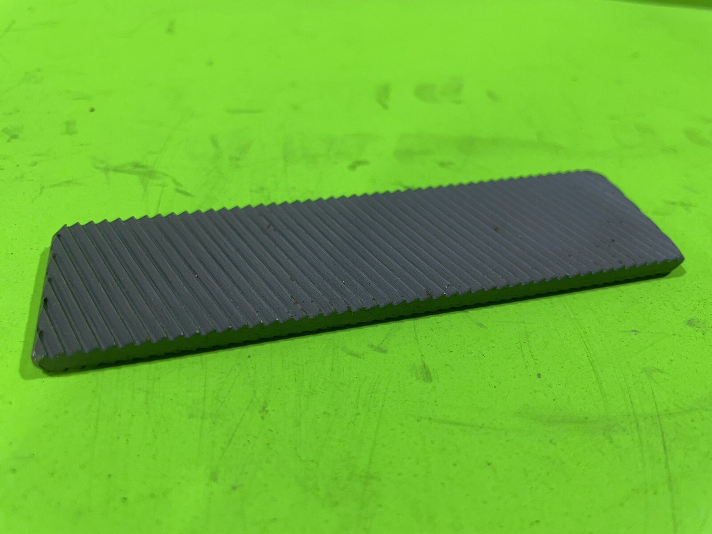 New Genuine OEM Husqvarna 653000040 Guide Bar Sharp File1
