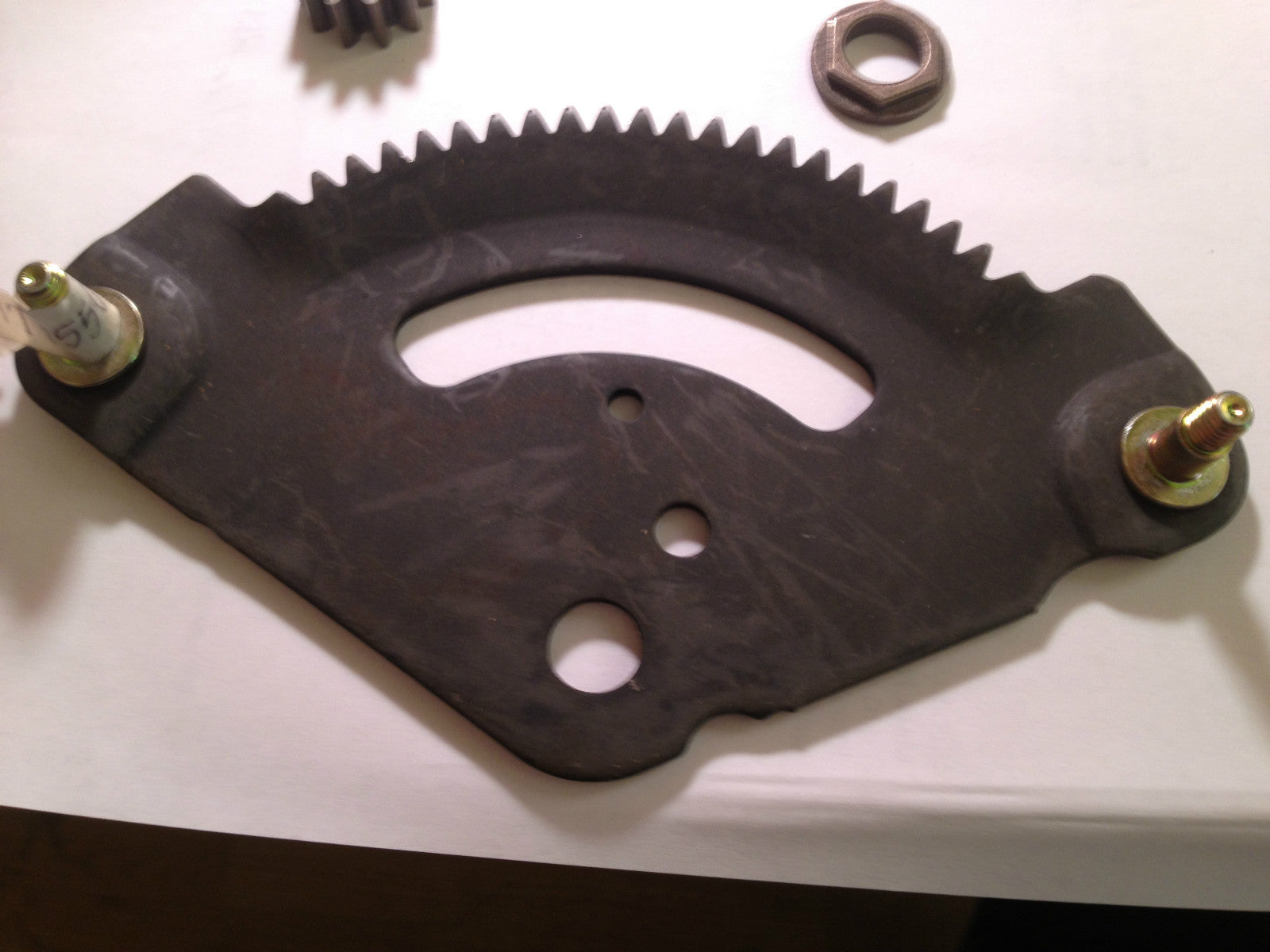 MTD 717-1550F SET 941-0656A MTD White Steering Sector Gear2