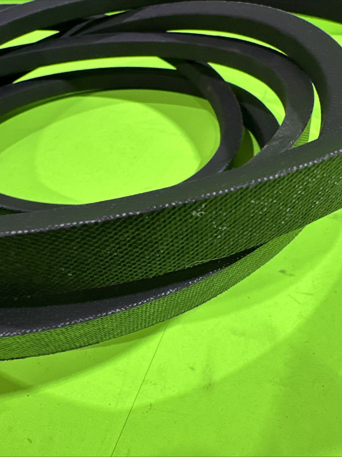 Deck Belt For Husqvarna YTH22K48 YTH2348 YTH23K48 YTH23V48 YTH24V482