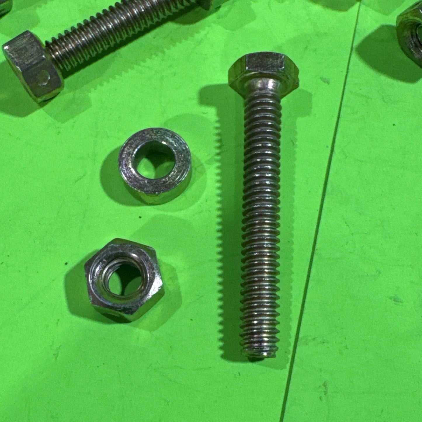 Pack of 100 Shear Pin Bolt, Nut & Spacer for Murray, Snapper 500026MA 1501216MA1