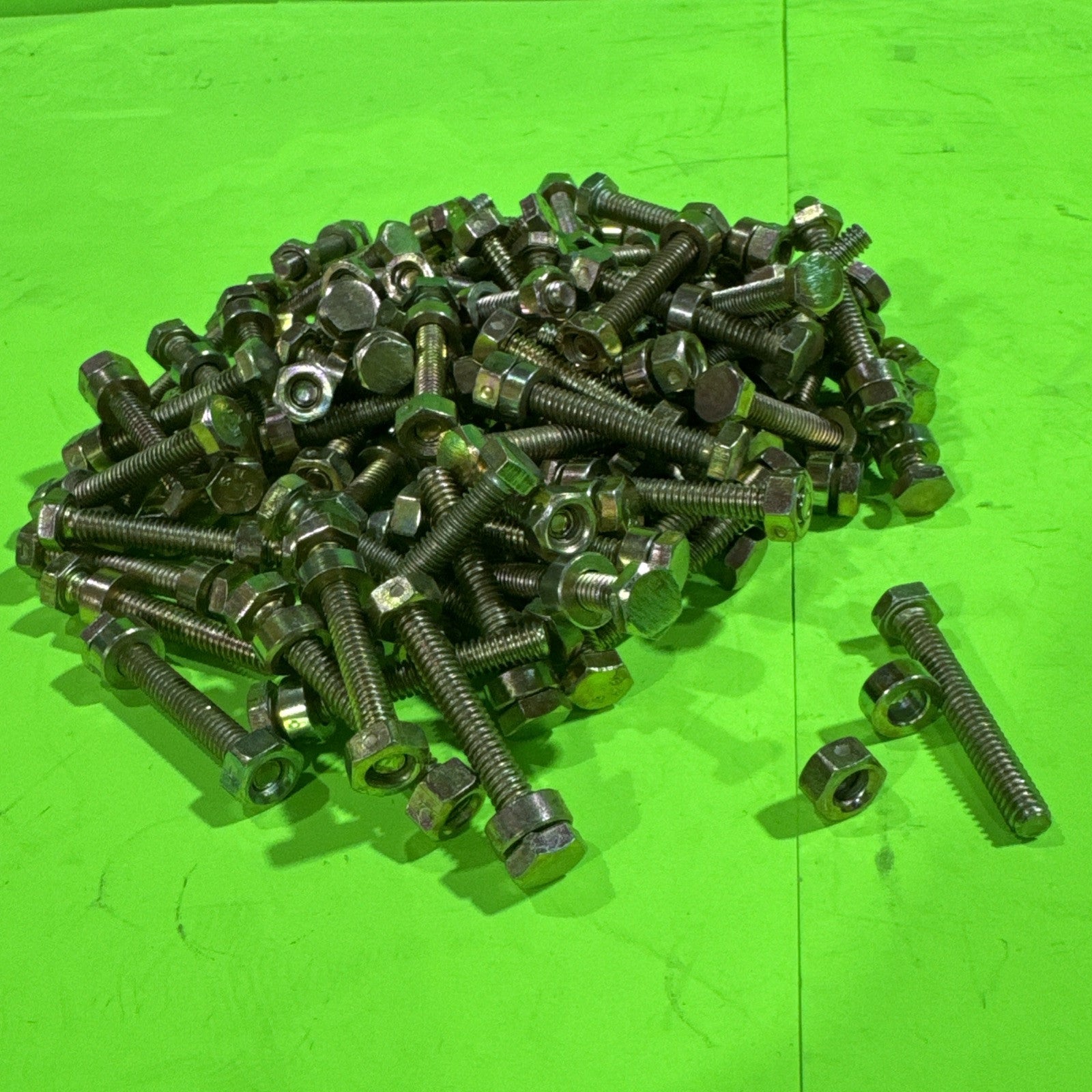 Pack of 100 Shear Pin Bolt, Nut & Spacer for Murray, Snapper 500026MA 1501216MA9